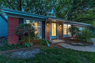3430 Bel Nor Dr, Saint Joseph, MO 64506