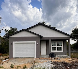 220 Sears Ave NE, Winter Haven, FL 33881