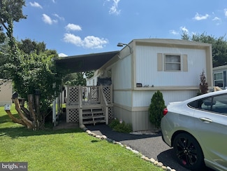 166 Liberty Cir, Hereford, PA 18056