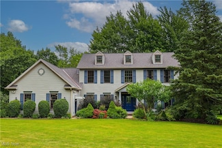 9841 Barr Rd, Brecksville, OH 44141