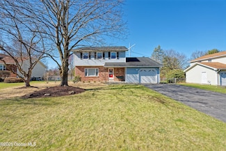87 Dorchester Ave, Selkirk, NY 12158