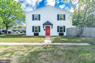 43 Vernon Ct, Sicklerville, NJ 08081
