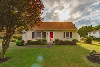 114 Hope St, Cumberland, RI 02864