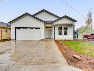 1420 G St, Washougal, WA 98671