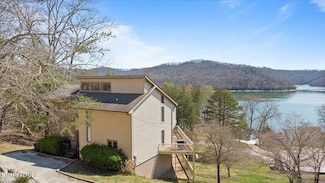 168 Little Buck Ln, La Follette, TN 37766