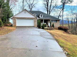 288 Noellwood Dr, Greeneville, TN 37743