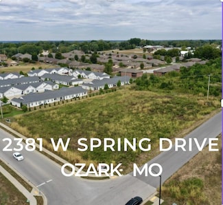 2381 W Spring Dr, Ozark, MO 65721