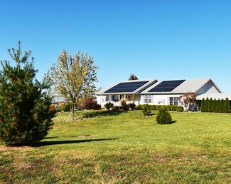 5438 S 164th Rd, Brighton, MO 65617