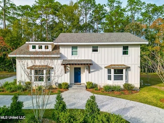 2 Briar Patch Ln, Gulfport, MS 39507