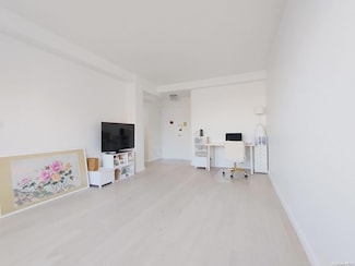 99-05 63rd Dr Unit 5O, Rego Park, NY 11374