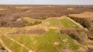 10063 Hill Blvd, Drakesville, IA 52552