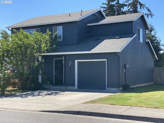 52781 NE 2nd St, Scappoose, OR 97056
