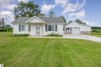 7486 Ora Lake Rd, Hale, MI 48739