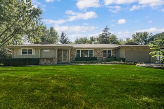 322 Meadowlark Rd, Bloomingdale, IL 60108