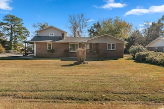 2103 Loblolly St, Georgetown, SC 29440