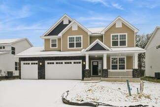 3063 Sugar Maple Dr, Chaska, MN 55318