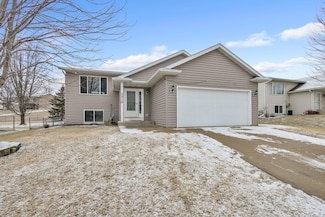 5219 56th Ave NW, Rochester, MN 55901