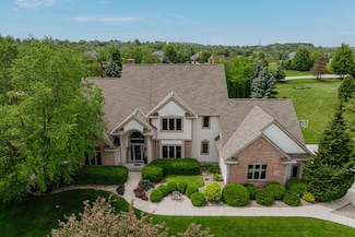 N62W28907 Kettles Ct, Hartland, WI 53029