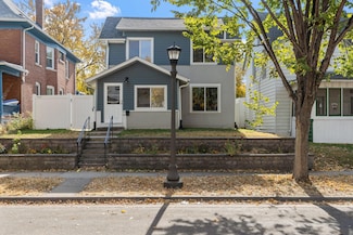 218 Page St E, Saint Paul, MN 55107
