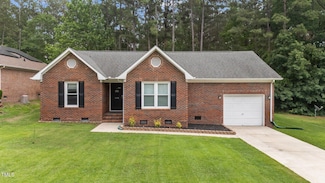6108 Garden Ct, Fayetteville, NC 28311