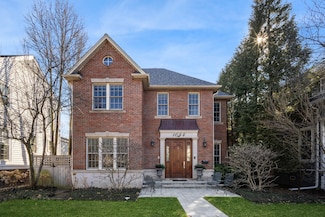 1044 Elm St, Winnetka, IL 60093