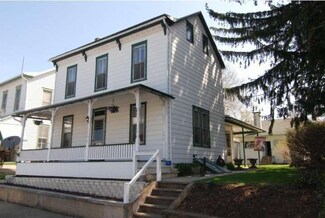 525 Main St, Shoemakersville, PA 19555