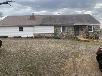 1316 E Jackson Ave N, Sapulpa, OK 74066