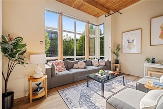 1812 19th Ave Unit 205, Seattle, WA 98122