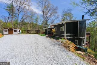 124 Nichols Branch Ln, Clayton, GA 30525