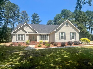 12640 Doe Cir, Laurinburg, NC 28352