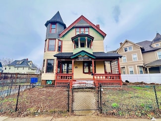 205 Saint James Ave, Springfield, MA 01109