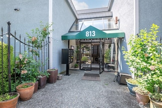 813 S 227th Place Unit 5, Des Moines, WA 98198