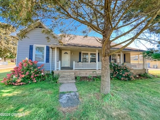 6721 Park Rd, Selinsgrove, PA 17870