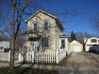 578 2nd Ave, Aurora, IL 60505