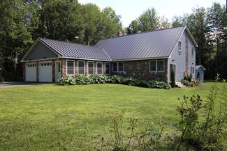 7 Hardwood Ln, Fairfield, ME 04937