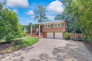 7899 Yacht Haven Rd, Gloucester Point, VA 23062