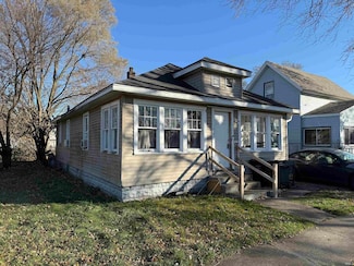 208 S Bendix Dr, South Bend, IN 46619