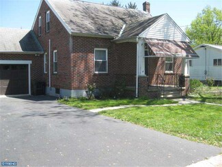 41 1st Ave, Richlandtown, PA 18955