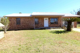 2254 Handy Rd, Cantonment, FL 32533