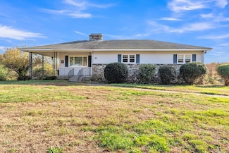 119 Albee Rd, Uxbridge, MA 01569