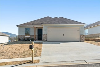 14101 Sir Galahad Dr, Tuscaloosa, AL 35405