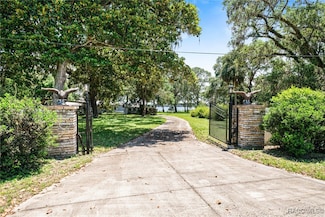 11350 SE 203rd Place, Inglis, FL 34449