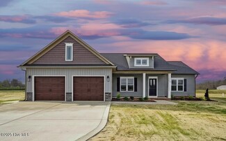 618 Tart Town Rd, Dunn, NC 28334