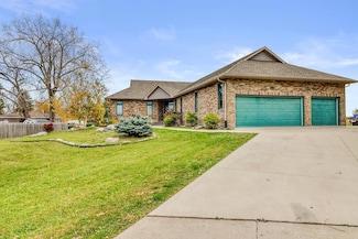 6425 15th St S, Fargo, ND 58104