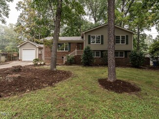 1105 Kingwood Dr, Raleigh, NC 27609