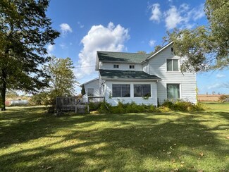 9552 S Bigelow Mill Rd, Wanatah, IN 46390
