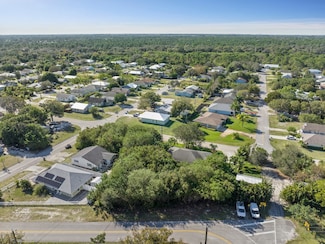 1325 2nd Rd SW, Vero Beach, FL 32962