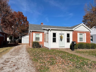 1814 Taylor Ave, Evansville, IN 47714