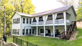 233 River Shr Dr, Fulton, MS 38843