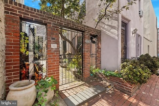 1136 Waverly St Unit 1R, Philadelphia, PA 19147